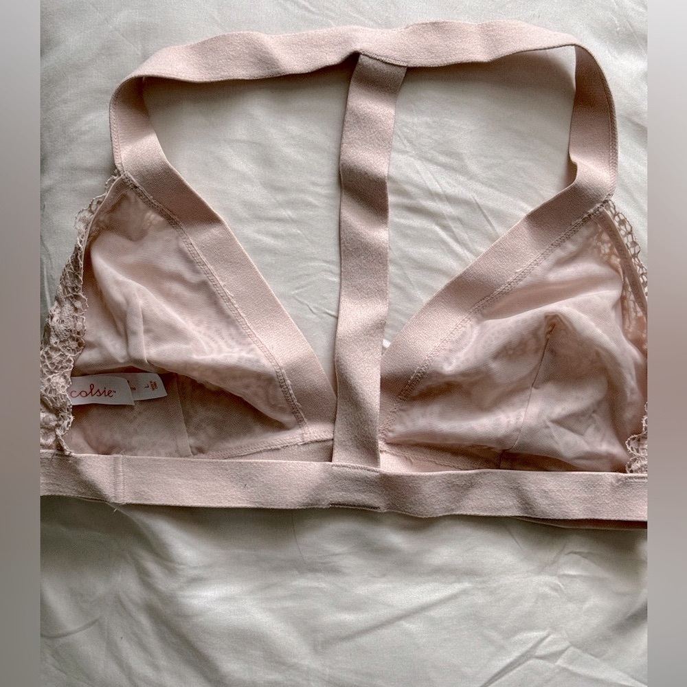 Colsie Bridal Lace Pink Bralette - Picture 3 of 5
